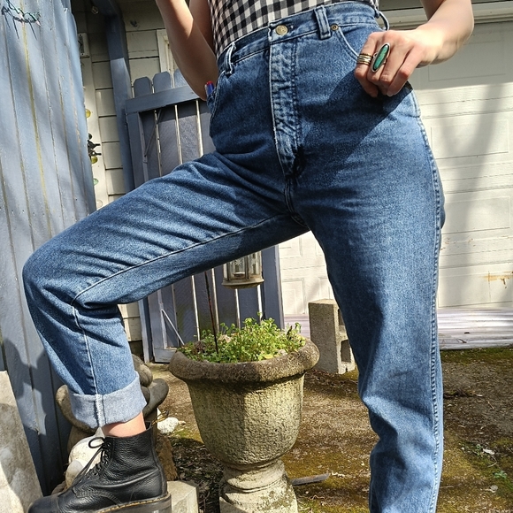 Vintage Silver Lake High Waisted Mom Jeans 26 - Picture 3 of 7